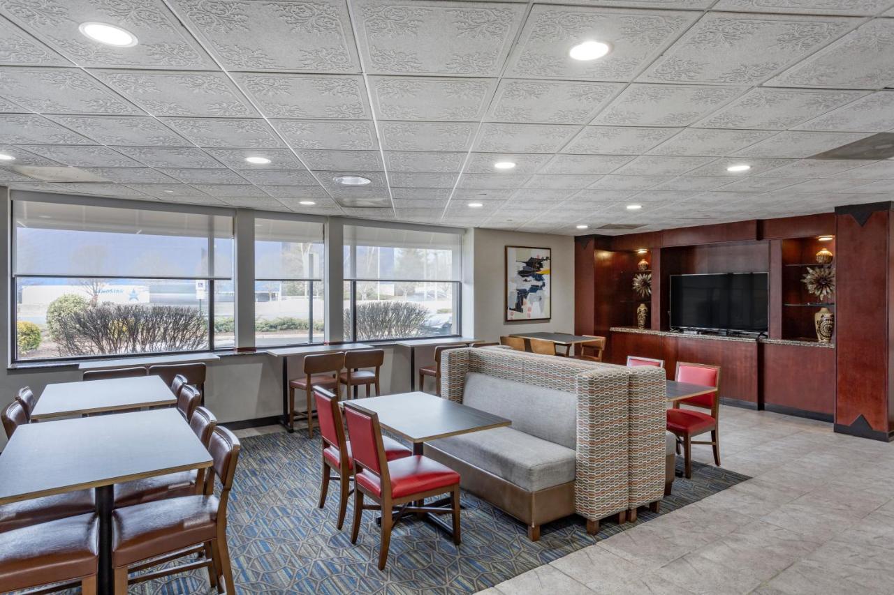 Comfort Inn Paramus - Hackensack Εξωτερικό φωτογραφία