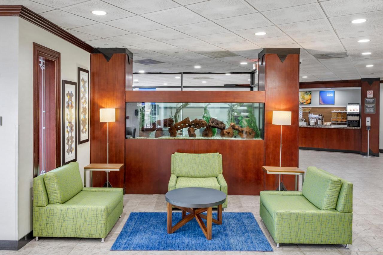 Comfort Inn Paramus - Hackensack Εξωτερικό φωτογραφία